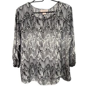 Allison Daley Black and White Abstract Printed 3/4 Cinched Sleeve Top